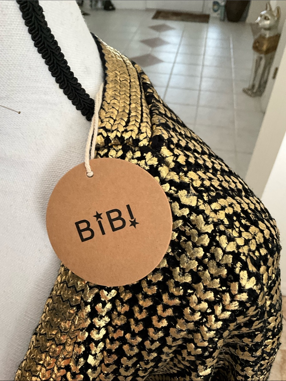 BIBI - Picture 2 of 5